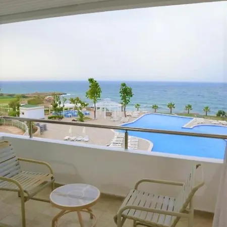 Jasmine Court Seafront &