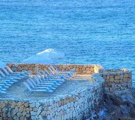 Jasmine Court Seafront & Κερύνεια