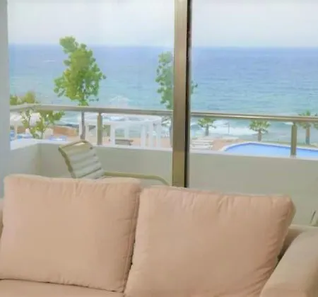 Jasmine Court Seafront & Κερύνεια