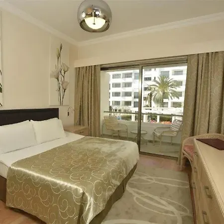 Jasmine Court Seafront &