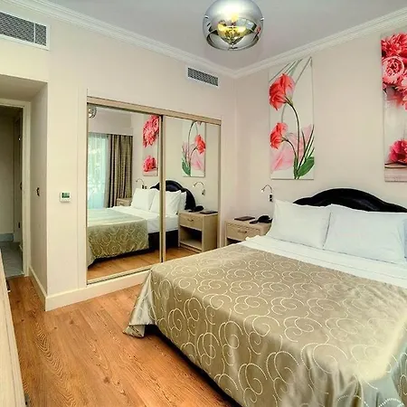 Jasmine Court Seafront & Κερύνεια